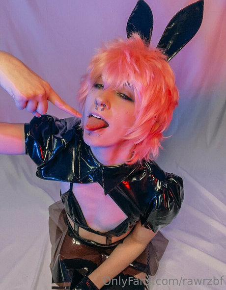 rawrzbf naked star photo