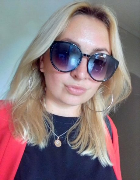 anna bellla nice star photos