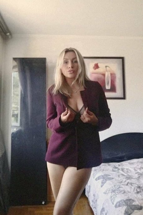 anna bellla top model galleries