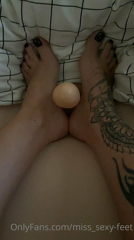 miss sexy feet exclusive star pictures