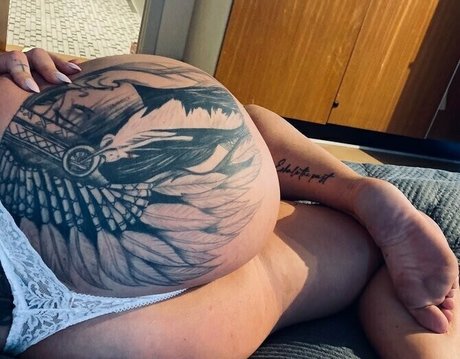 miss sexy feet exclusive model image