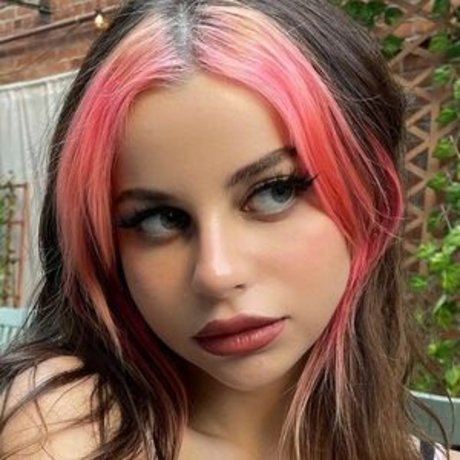 Ellise free model img