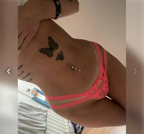 Geminihustlerisback sex actress photo