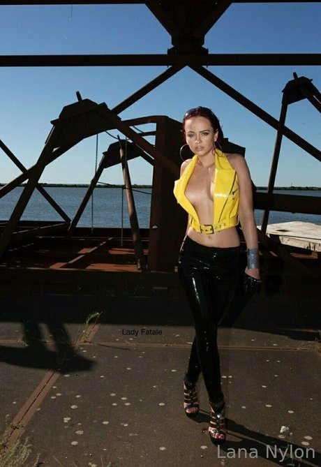 lananylon pornstar hot picture