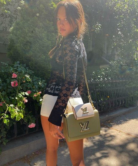 teen solo onlyfans exclusive pic