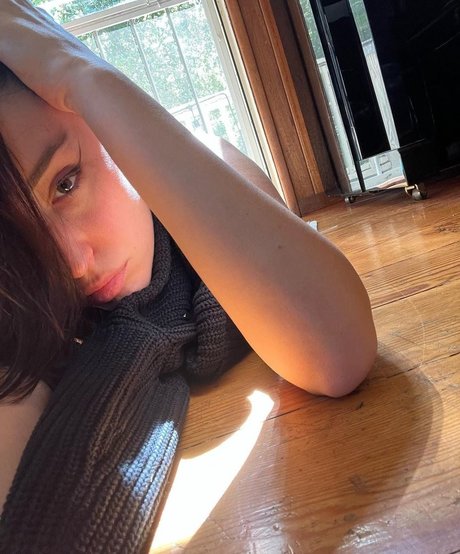 Elohim nude pornstar photos