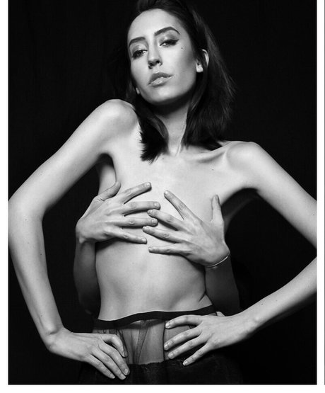 Elohim erotic model gallery