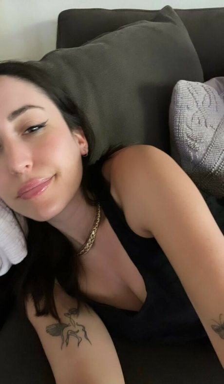 Elohim pretty star photo