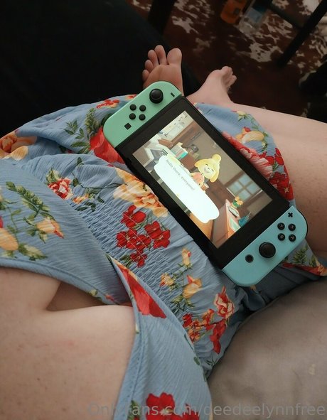 deedeelynnfree perfect star photos