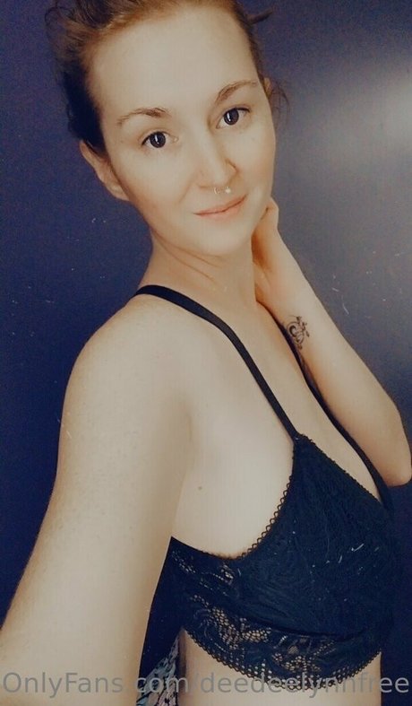 deedeelynnfree star top photo