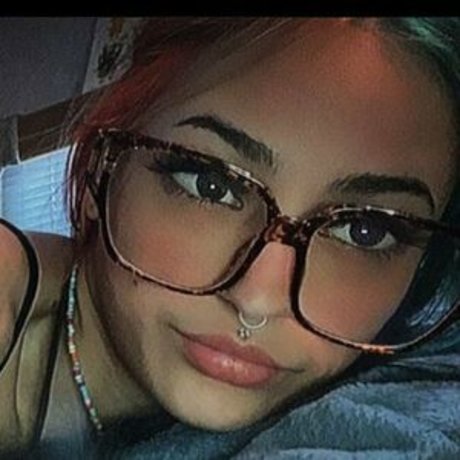 twxoxo42 free actress pics