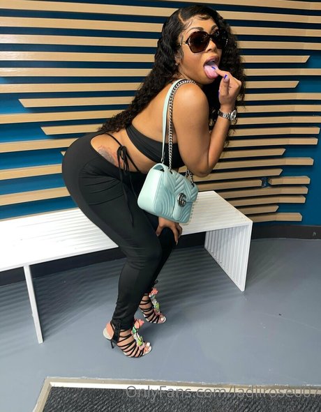 bodyonrose Photo Gallery