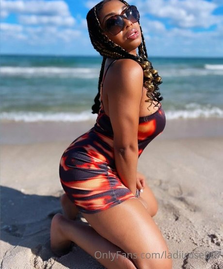 bodyonrose adult model photos