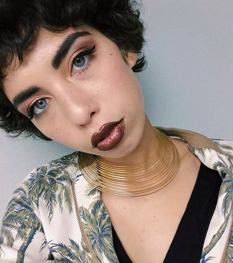 Indigo De Souza adult actress images