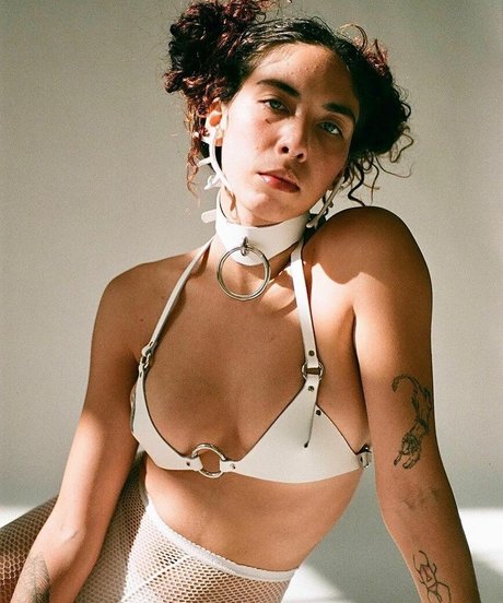 Indigo De Souza top star image