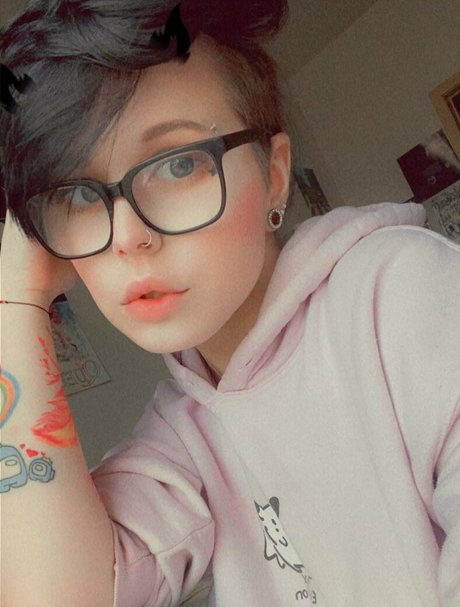 Gothbabypremium naked star images