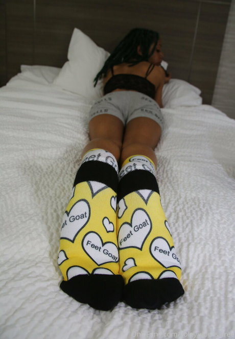 female popular onlyfans hot nude photo