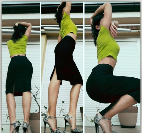 mywetkingdom exclusive actress picture