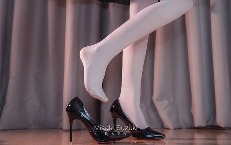 Misaki Suzuki pretty model photo