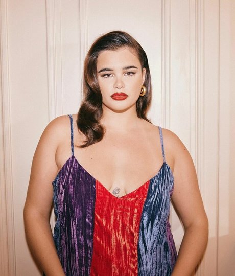 Barbie Ferreira star beautiful img