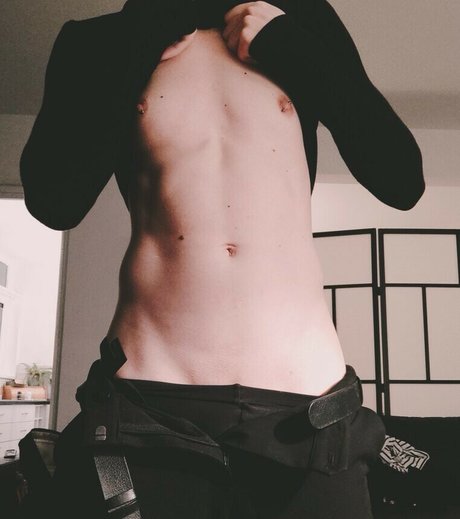 Jenissen Jenny pretty actress pic