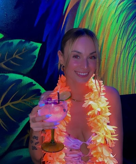 muscle girls onlyfans beautiful naked pictures