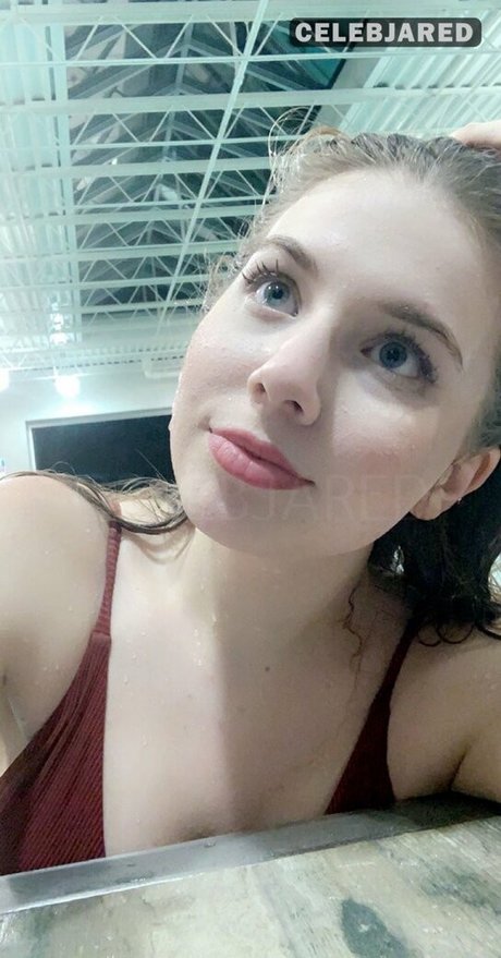 Julianna Leopold hot actress gallery