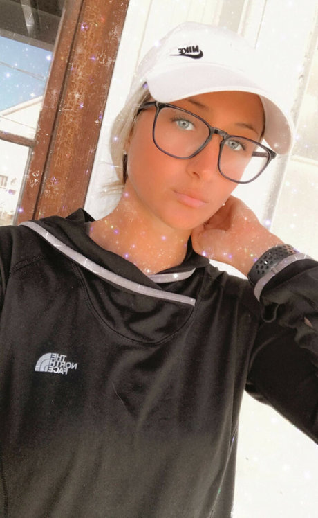 Sarah Shubert xxx pornstar photo