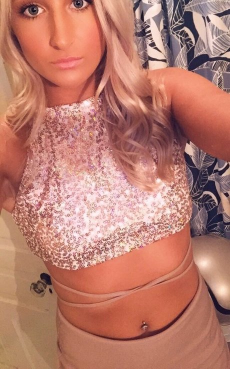 Sarah Shubert beautiful actress picture