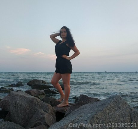 merry berry model adult gallery