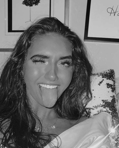 Iamjordi star erotic pics