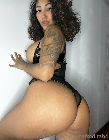 venusafroditahd erotic actress pic