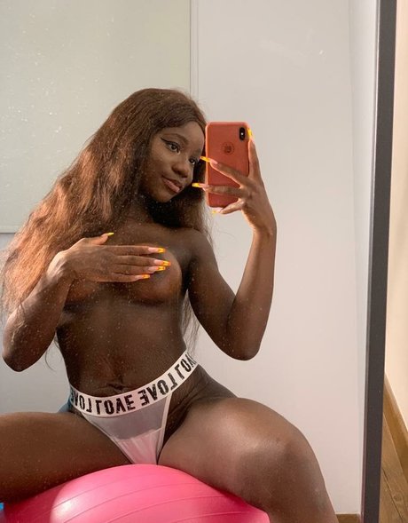 sarah brown pornographic actress pictures