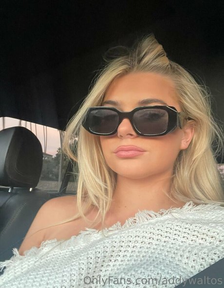 urbbaddy naked model pics