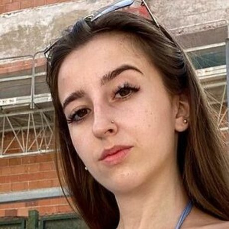 nayimtnez model porn pic