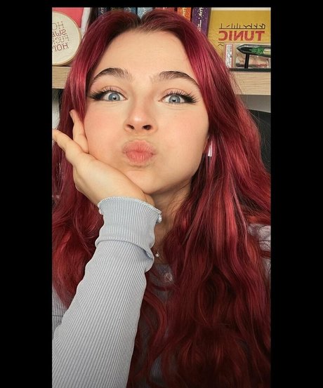 mushutwitch top actress pics