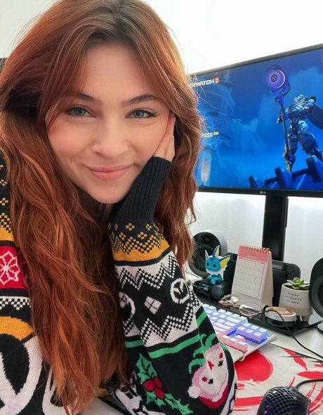 mushutwitch top model img