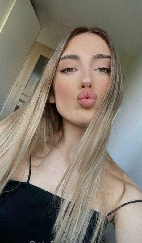 rina sexy hd model pics