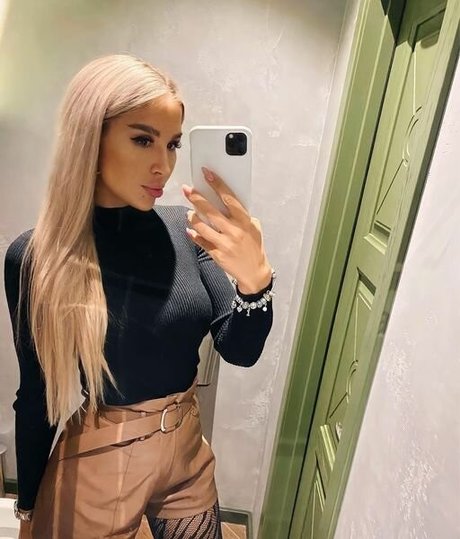 Anastasia Vattel beautiful actress pic