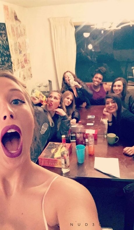 Emma Dahline model hd gallery