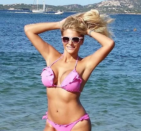 femdom facesitting onlyfans hot porn pics