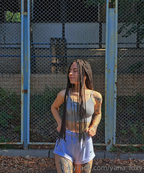 yanafoxy free best model archive