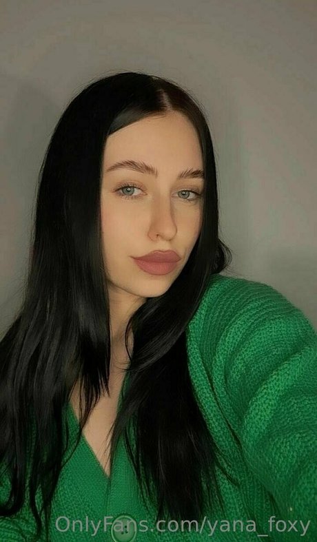 yanafoxy free porn model pic