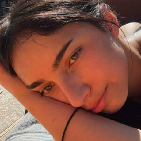 Lilibaby18 free model pic