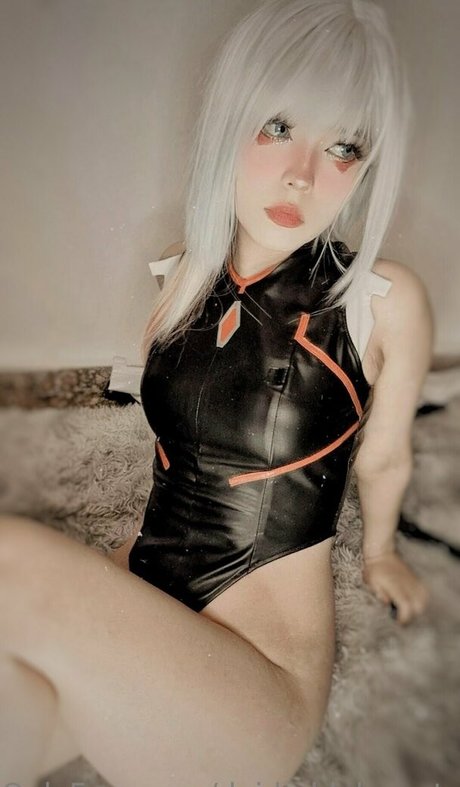 Momoiro Cosplay model xxx picture