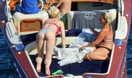 Gwen Stefani erotic pornstar pictures