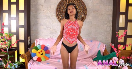 Jesse Thai sex model pictures