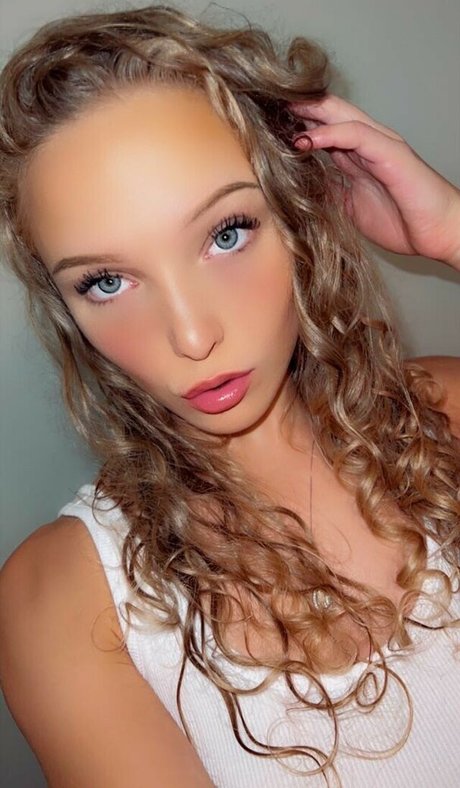 Evie Erikson model pornographic pics