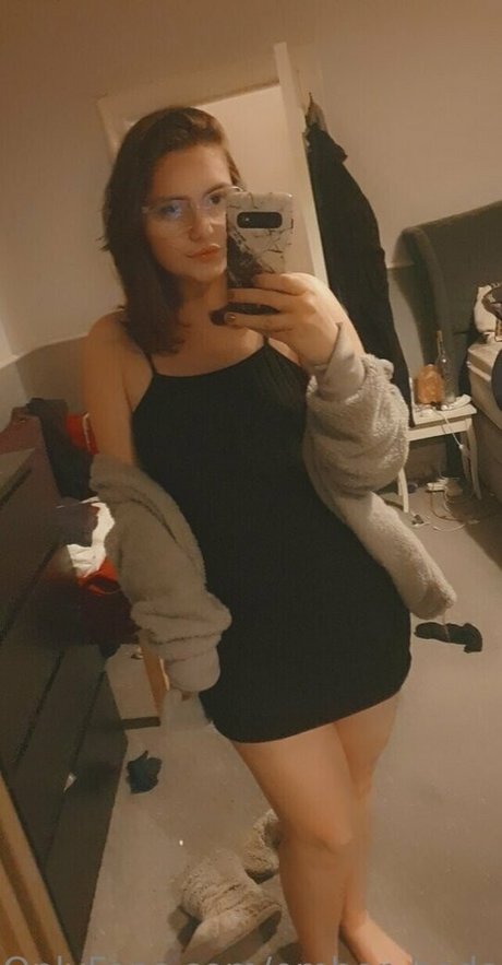 chicks with dicks onlyfans top pics