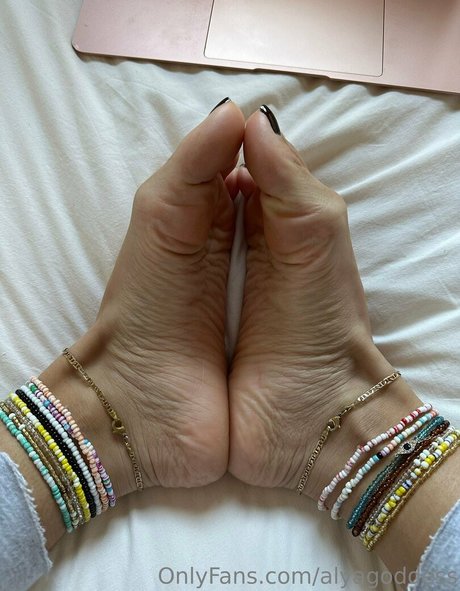 alyagoddess sex star gallery